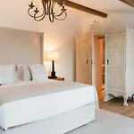 Real D Hotel 4*