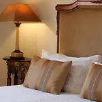 Real D Hotel