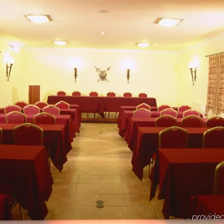 Real D 4* Όμπιδος