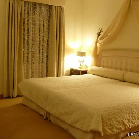 Real D Ξενοδοχείο 4*