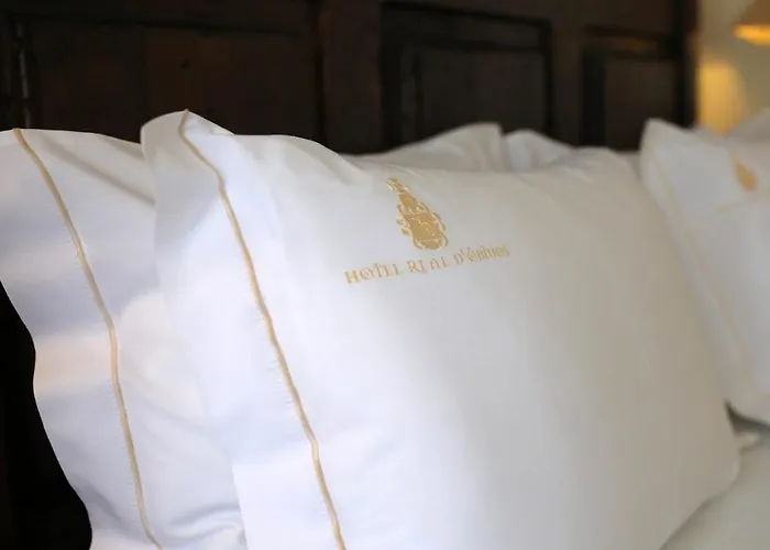 Real D 4* Όμπιδος